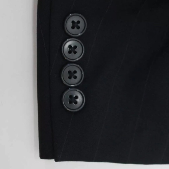 EUC BURBERRY LONDON vneck pinstripe blazer size 44 - Picture 6 of 8